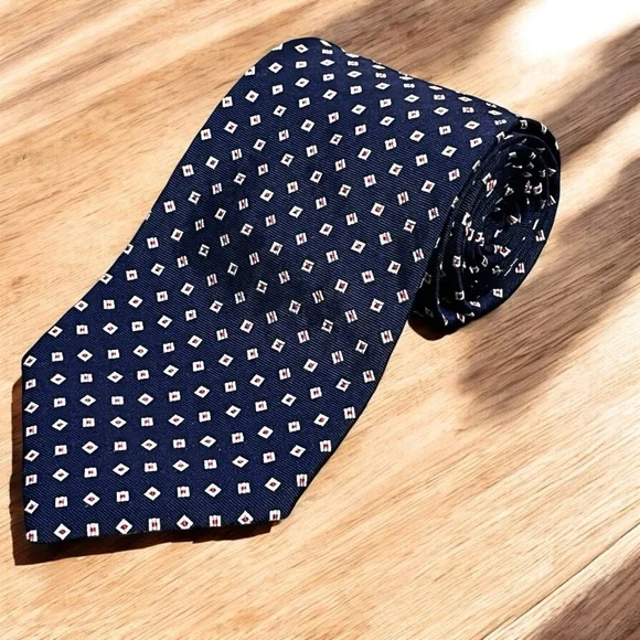 LAUREN RALPH LAUREN 100% SILK MADE IN USA CLASSIC TIE 57.5" NAVY HAND FINISHED - Picture 1 of 5